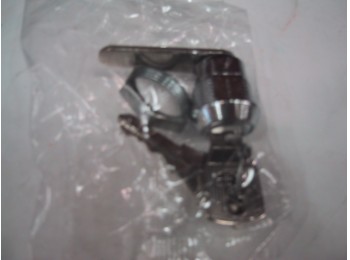 Bombillo lengueta recta cr.135