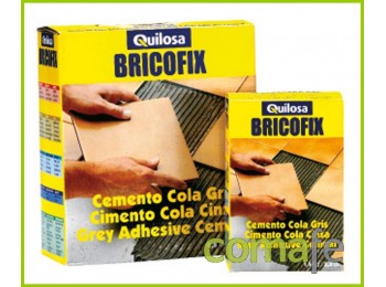 Cemento cola bricofix 1,5kg.