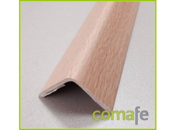 Esquinero pvc adhesivo roble 2