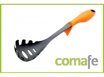 Cazo cocina servir espagueti m
