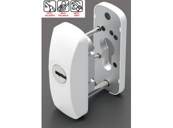 Escudo carp.met. 90x33x28+10mm